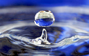 “纯水”和“纯净水”的区别？