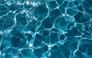 超纯水机进水条件对实验效果影响